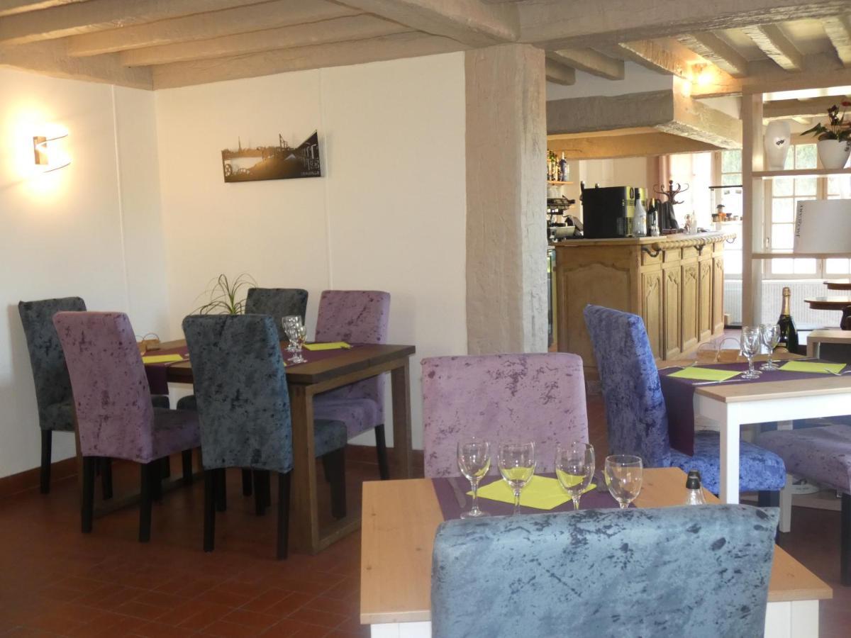 Logis Hotel Restaurant Auberge Saint Martin Surville  Luaran gambar