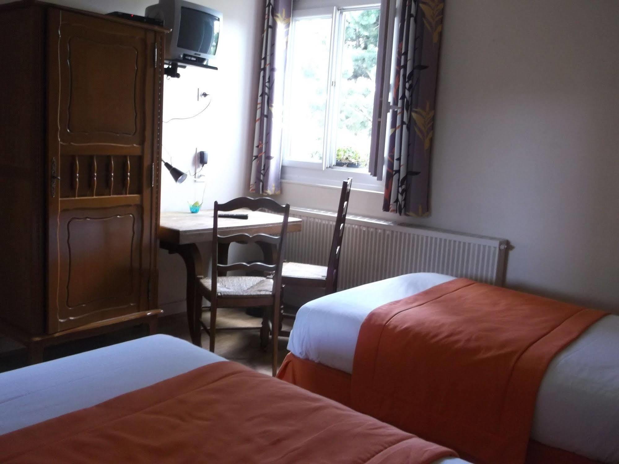 Logis Hotel Restaurant Auberge Saint Martin Surville  Luaran gambar