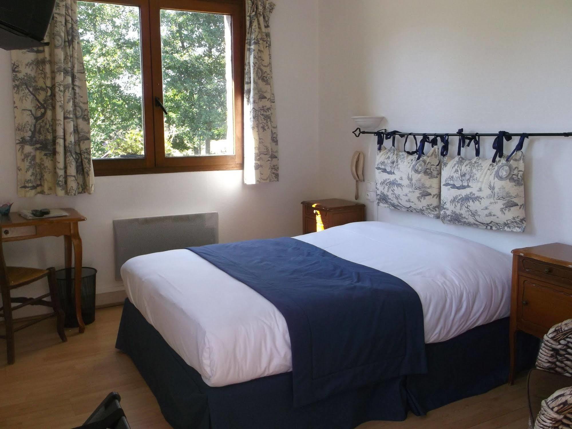 Logis Hotel Restaurant Auberge Saint Martin Surville  Luaran gambar